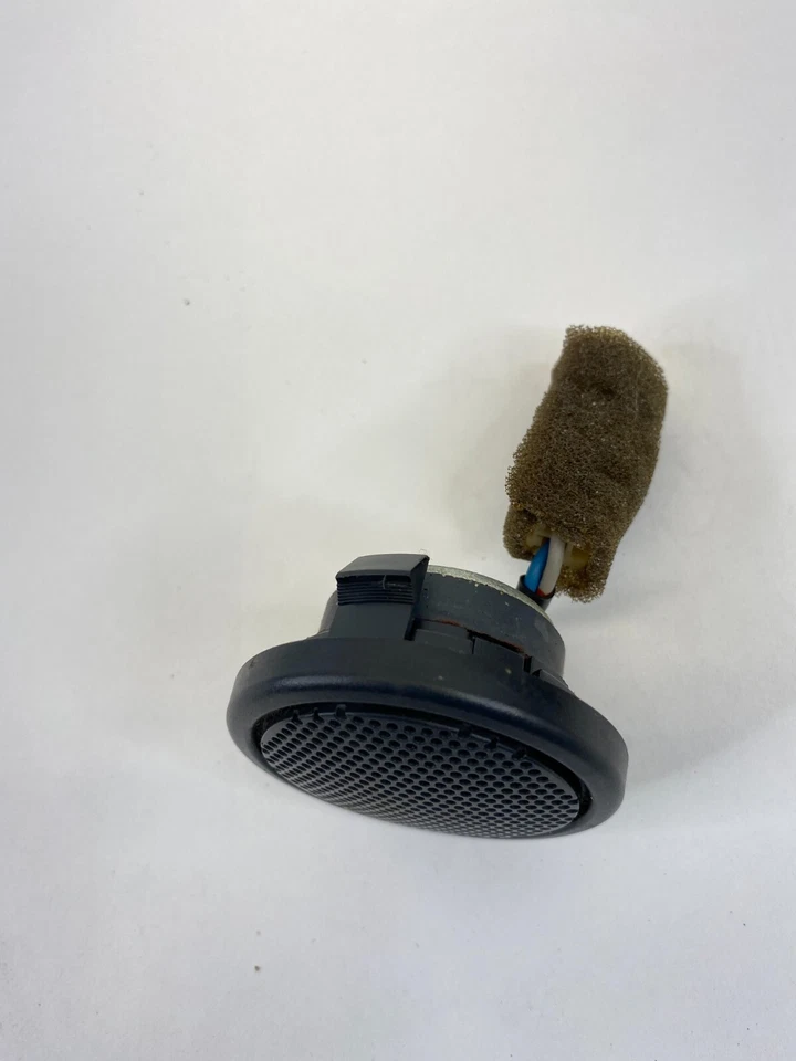 2002-2006 Mazda MPV Upper Dash Instrument Panel Tweeter Speaker C10166960A OEM - Image 4 of 4