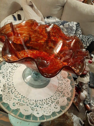 Centerpiece Bowl, Art Glass Hand Blown Ruby Red Retro Bowl W/Green Foot - Picture 6 of 6