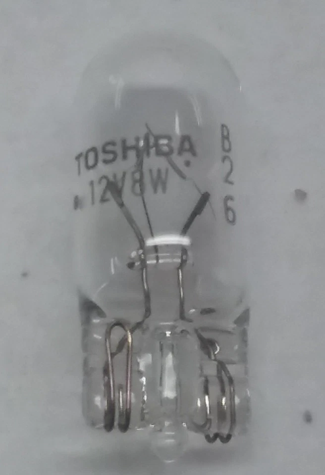 Лампа для приборной панели GM от оригинального производителя деталь No 13500832 - Изображение 2 из 3