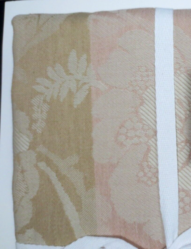 WILLIAMS-SONOMA - New FILOMENA JACQUARD Tablecloth - Beige & Blush - 70" x 108" - Picture 2 of 3