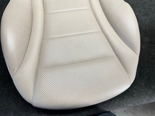 ✔MERCEDES W205 C300 C250 FRONT RIGHT PASSENGER LOWER LEATHER SEAT CUSHION OEM - Picture 2 of 8