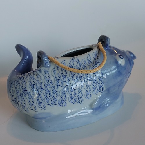 Olla de té Lucky Koi mango de ola grande cerámica decorativa pintada a mano - Imagen 8 de 10