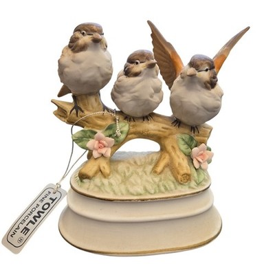 Towle Fine Porcelain Music Box Plays April Love Three Birds on a Branch