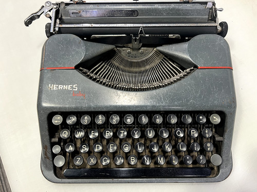 Hermes Baby — eBay listing photo