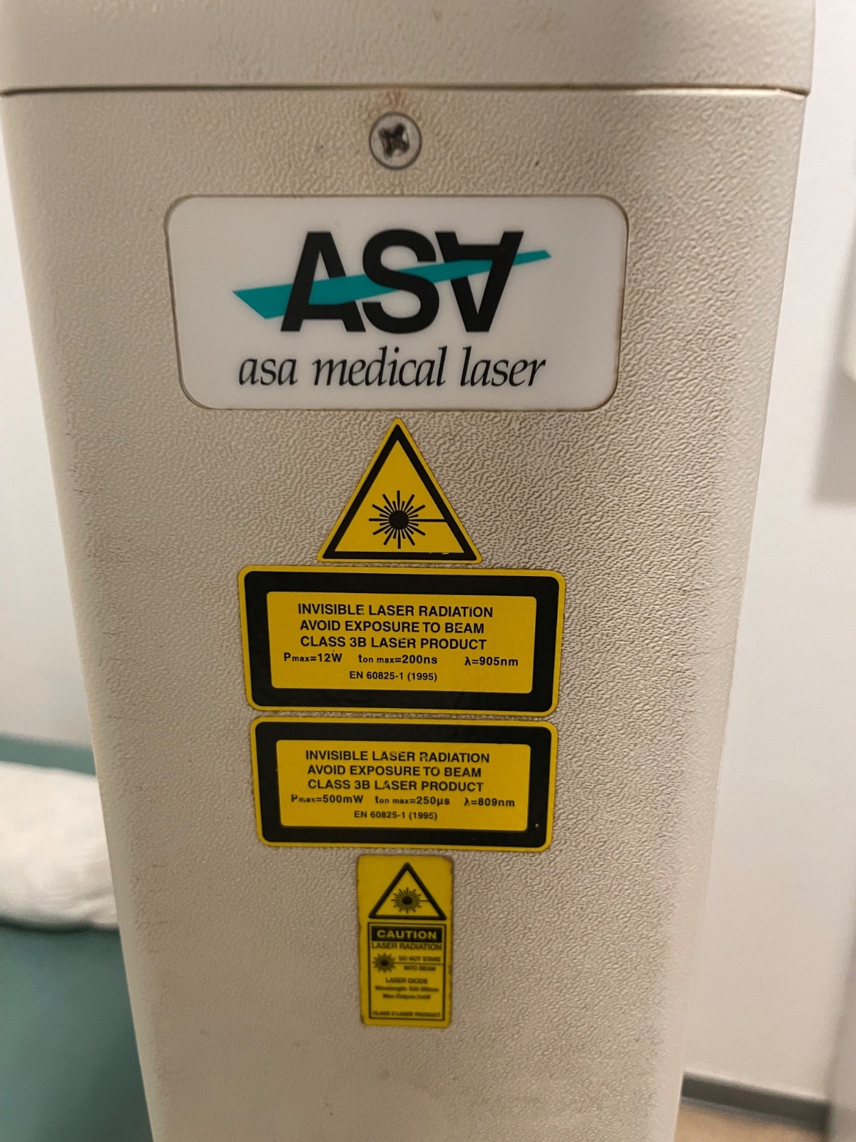 ASA-Laser Therapiegerät zur Schmerzther. Als Arzt oder Physiotherapeut .