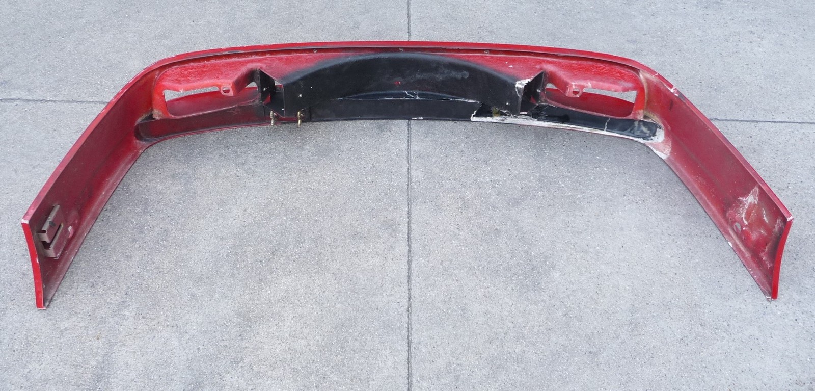 1987 1990 Ferrari Testarossa Front Bumper Cover 61532100 Damaged, OEM OE