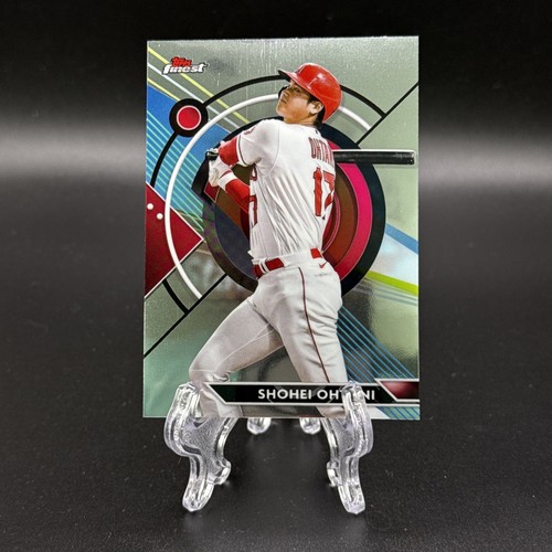 2023 Topps Finest #17 Shohei Ohtani Angels