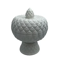 Mottahedeh Artichoke Motif Large Footed Covered Jar Centerpiece White Italy