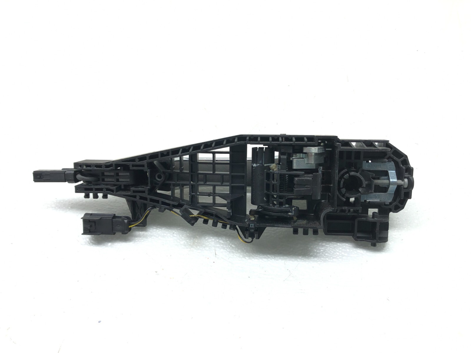 2017-2020 MASERATI LEVANTE RIGHT PASSENGER REAR EXTERIOR DOOR HANDLE OEM