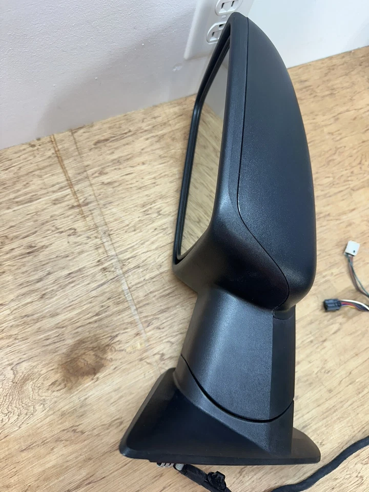 Espejo retrovisor izquierdo RAM 2500 2015-2018; plegable eléctrico, eléctrico, pieza # 68338373ac Foto 3 de 4