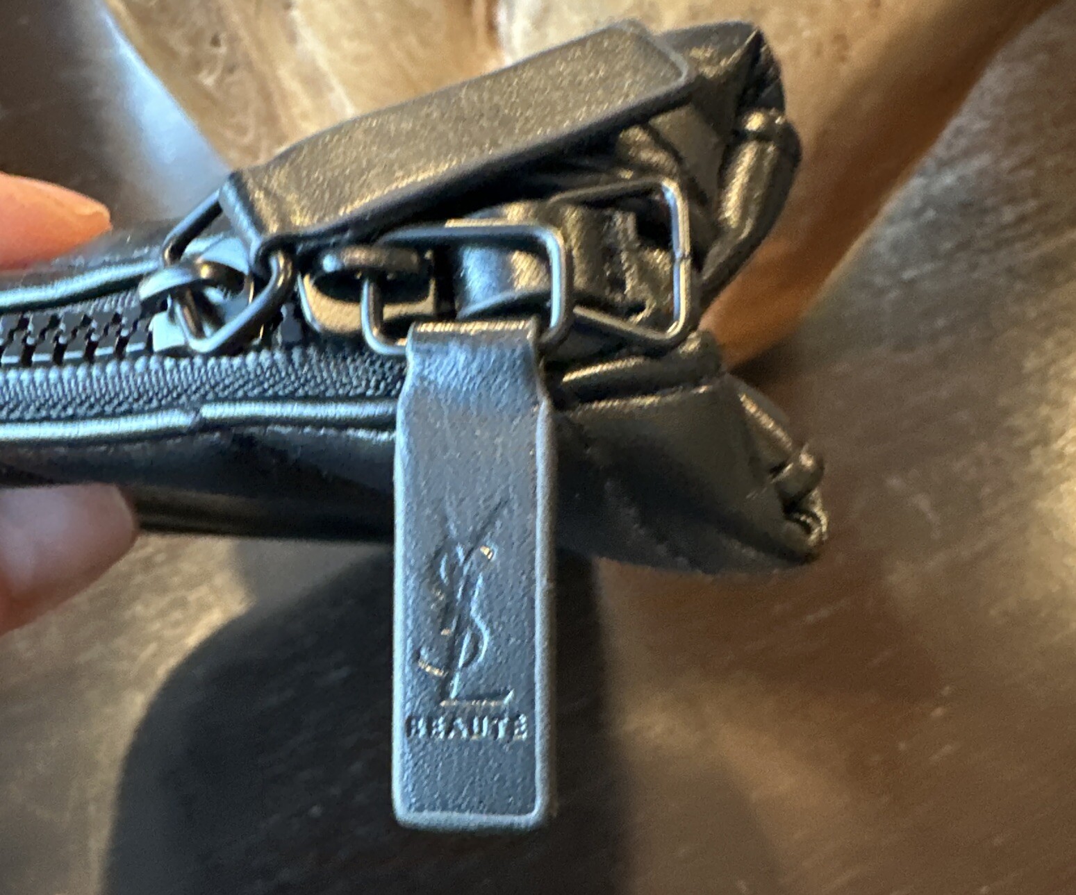 Yves Saint Laurent YSL Beaute borsa cosmetica trucco toilette borsa da viaggio nera