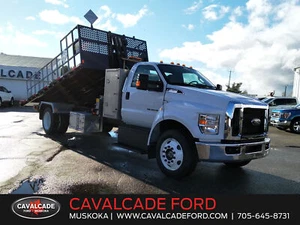 2022 Ford F-650 Chassis Truck