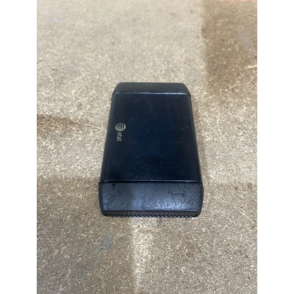 AT&T Sierra Wireless Mobile Hotspot Elevate 4G Router Black Wi-Fi Single-Band - Image 3 of 4