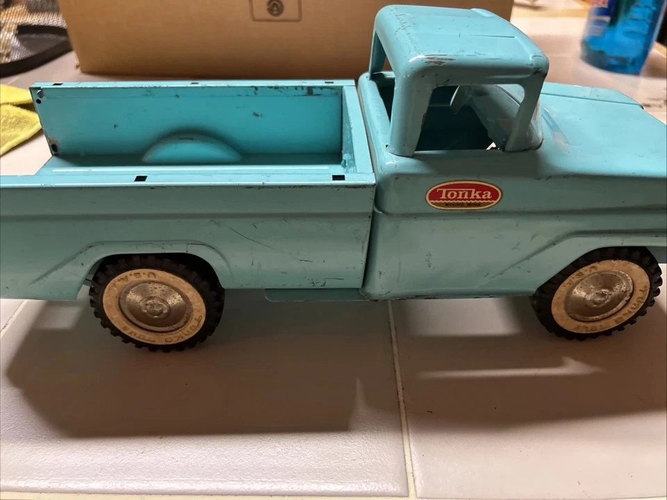 Vintage Metal Tonka Truck - Image 3 of 4