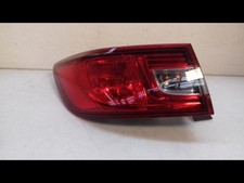 Porte arrière et accessoires Renault R11