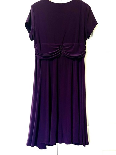 Woman’s R&M Richards Dress - Plum Purple, Plus Size 18 - Picture 8 of 11