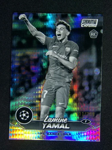 2023-24 Topps Stadium Club Chrome Lamine Yamal #27 RC Negative Prism /299