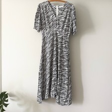 Faithfull the Brand | Marie Louise Midi Dress in Blance Animal Print Size M
