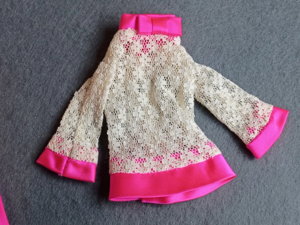  VINTAGE BARBIE FRANCIE SATIN HAPPENINS #1237 COMPLETE OUTFIT Pink Jumpsuit  - Image 2 of 4