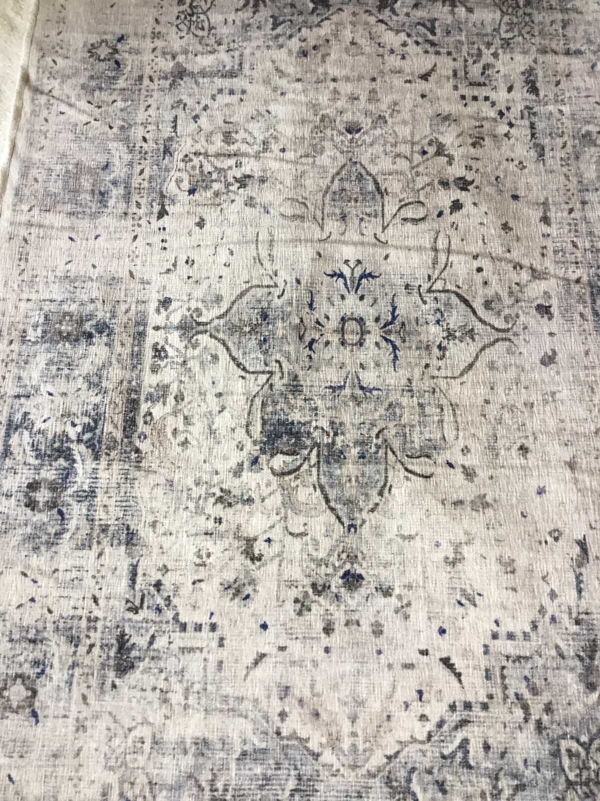 Ruggable Rug With Pad 91cm X 135cm In Perfect Condition Washable Spill