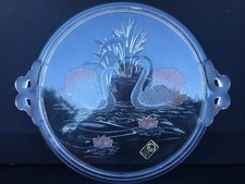 PLAT À GÂTEAUX TARTE CRYSTAL GLASS CRISTALLIN SCHANENSEE ALLEMAND MOTIF DE CYGNE