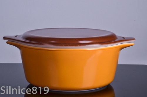 Vintage Pyrex Old Orchard 1 1/2 Pint Brown Casserolle Dish with lid #472 Rare - Picture 1 of 4