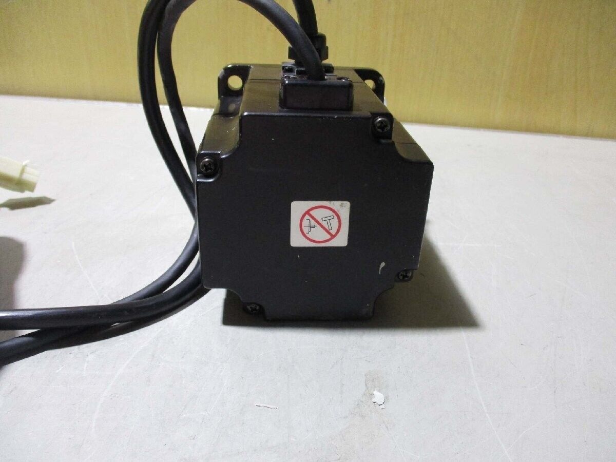 Yaskawa AC SERVO MOTOR MODEL SGMPH-02A1A-YR31 USED | eBay Yaskawa AC SERVO MOTOR MODEL SGMPH-02A1A-YR31 USED | eBay