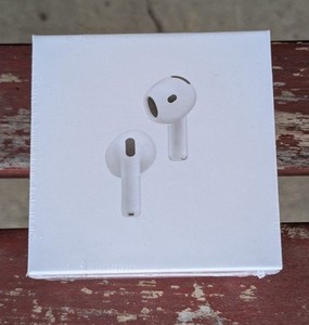 Airpod 4 | eBay Airpod 4 | eBay