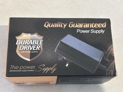 Universal Power adapter PAG024F 12V - 2A - 100/240V 50/60 Hz