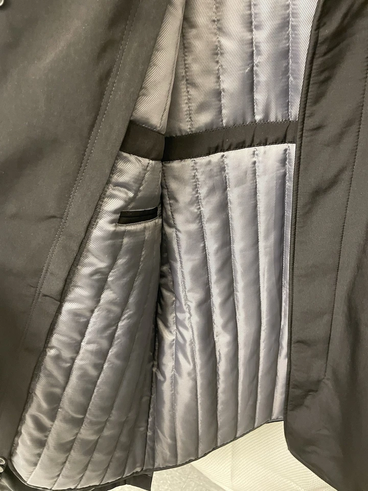 Abrigo de lluvia Kenneth Cole Reaction abotonado con forro de cremallera talla M 40-42 usado en excelente estado Foto 3 de 4