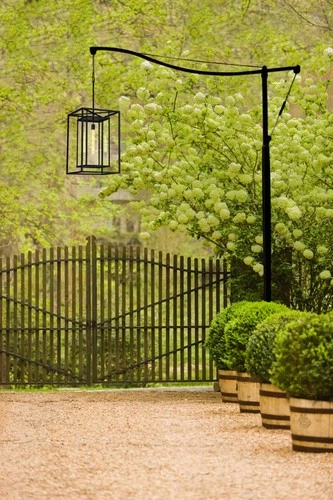 Hinkley Lighting 2592-LL Max 1 Light 17"W Open Air Outdoor - Bronze - Picture 2 of 6