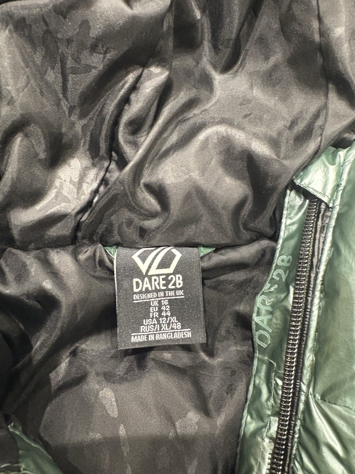 Ladies Dare To Be Metallic Green Puffa Jacket Size 16 image 3