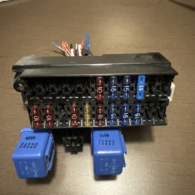 1990-1995 Nissan Pathfinder Suv Under Dash Fuse Relay Box OEM Vintage 90 s