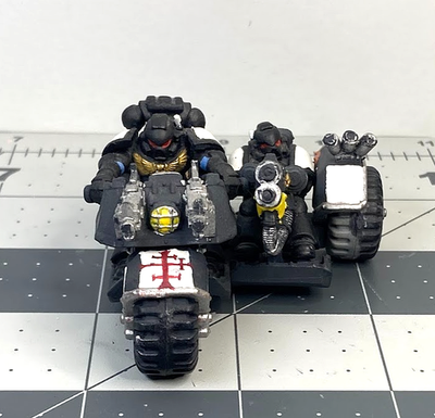 WARHAMMER 40K SPACE Marine Bike Attack Build & Paint Model Kit Revell EUR 27,79 - FR
