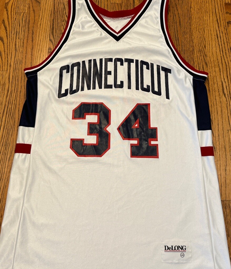 コネチカット大学　バスケ部ユニフォーム コネチカット大学 バスケ部ユニフォーム 第5回 コネチカット