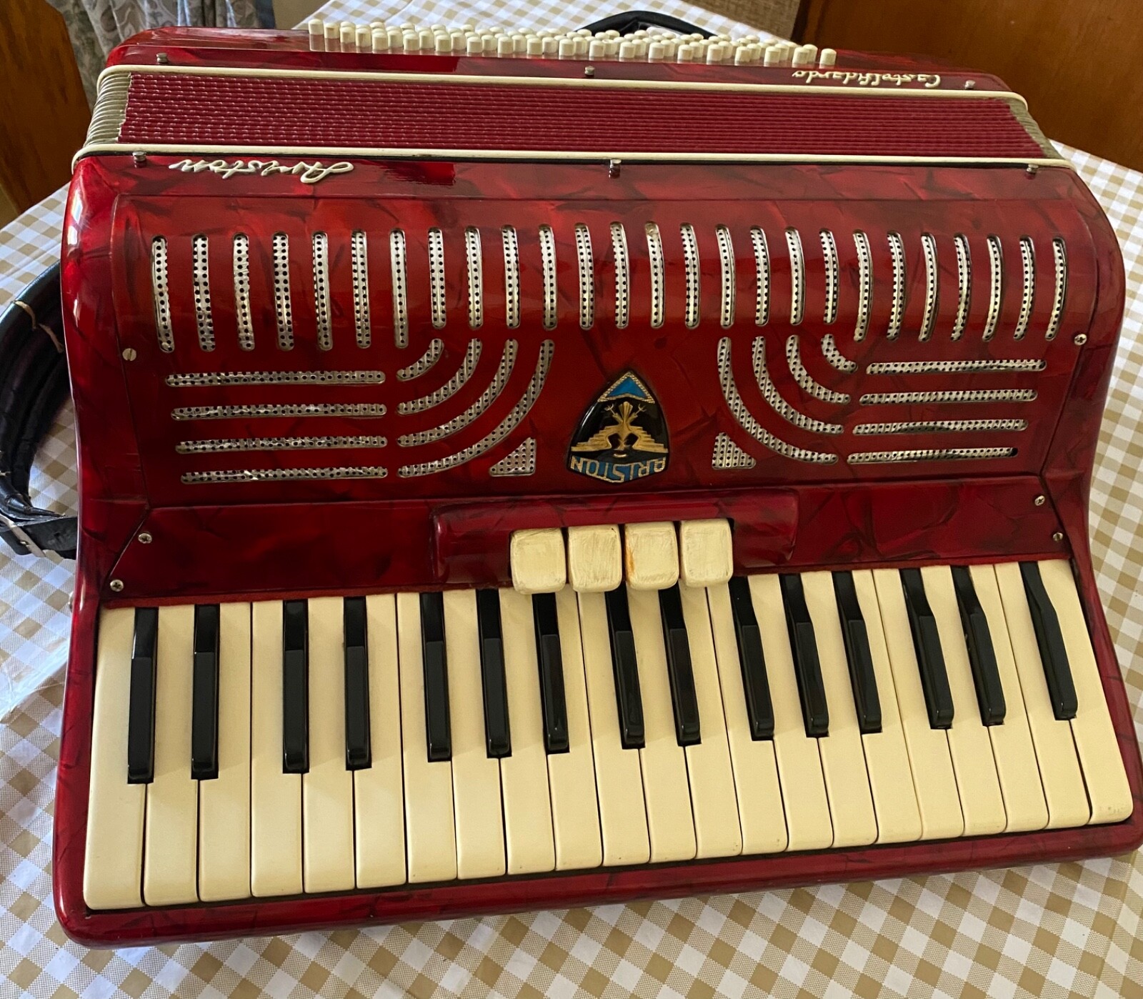 Foto 1 di 5