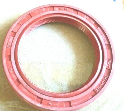 Simmerring Wellendichtring vorn Motor Lada Vaz 2101- 2107 2121, Niva 40x56x7 *