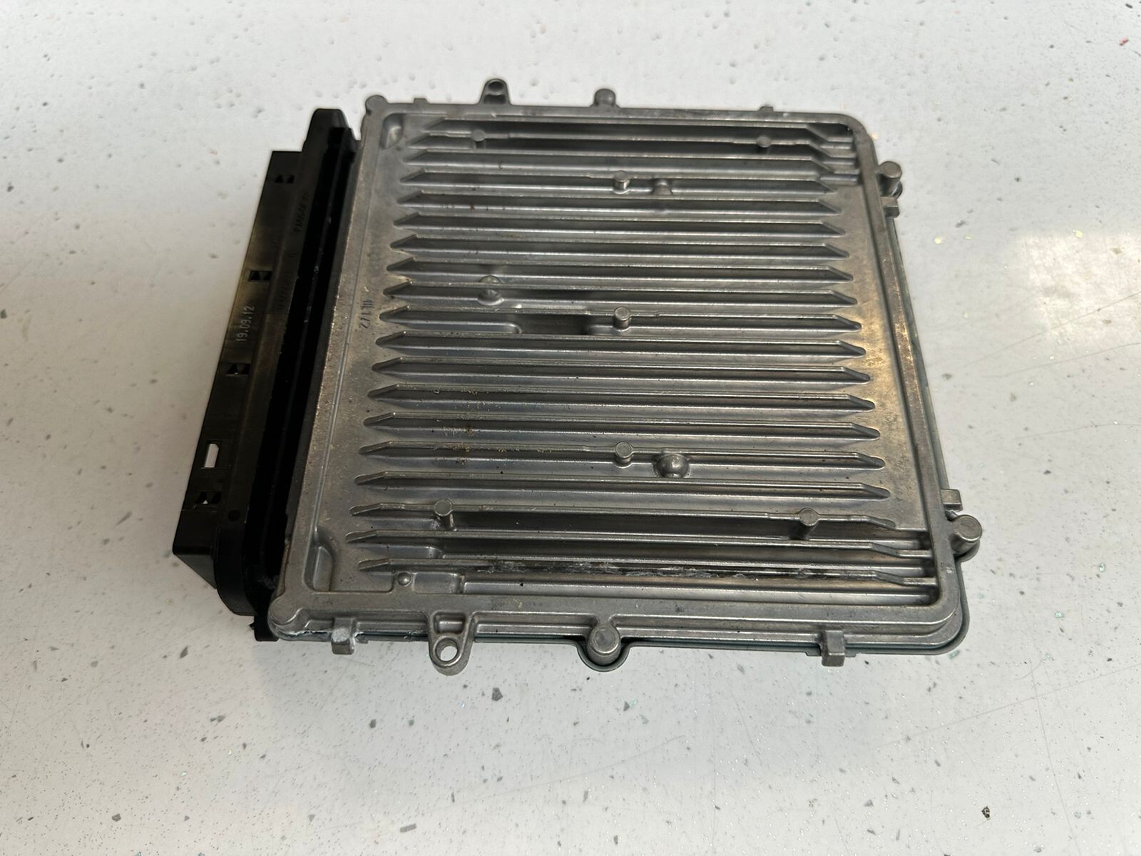 0281018319 Dde8517015 8517015 BMW X5 E70 Engine Control Module for 
