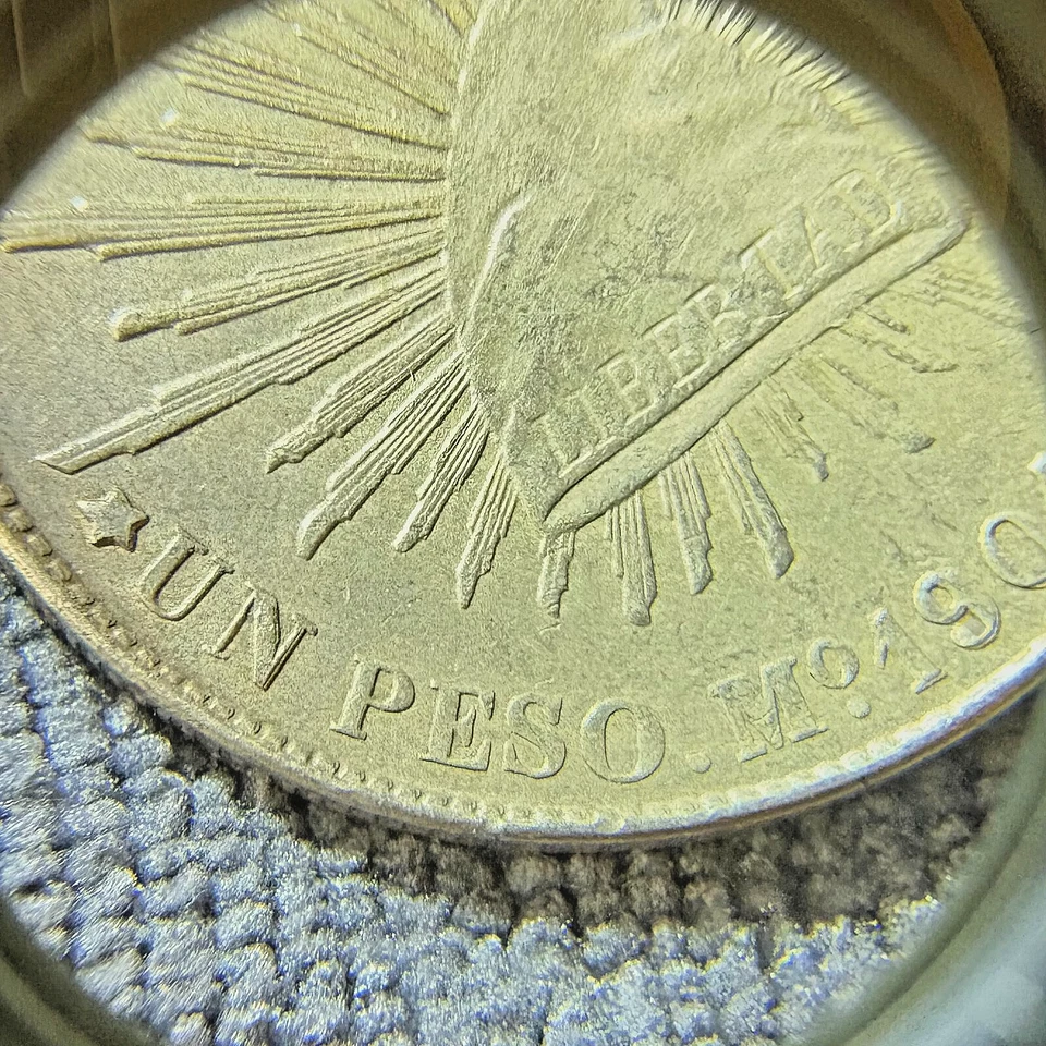 Moneda de Plata México Un Peso 1901 - Enorme Error de Duplicación de Máquina | Buen Estado Foto 3 de 4
