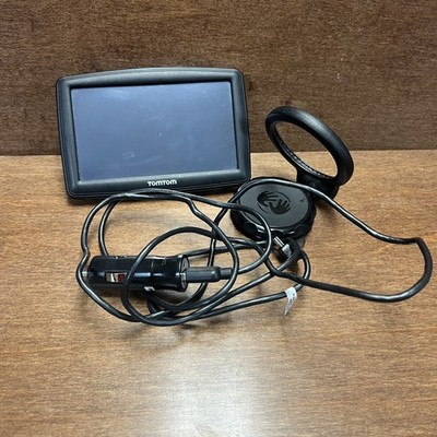 TomTom Start 4EF00 5  GPS Navigator w/ Car Charger Bundle Tested Working