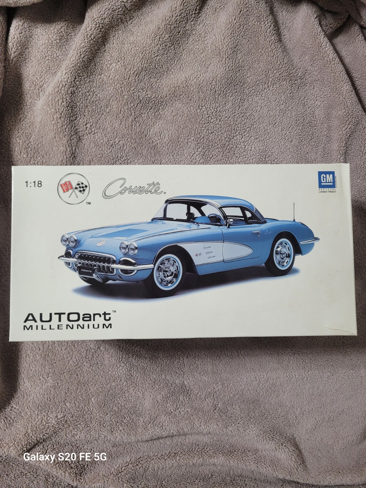 AUTOart Chevrolet Corvette C2 Coupe 1963 Sebring Silver 71182