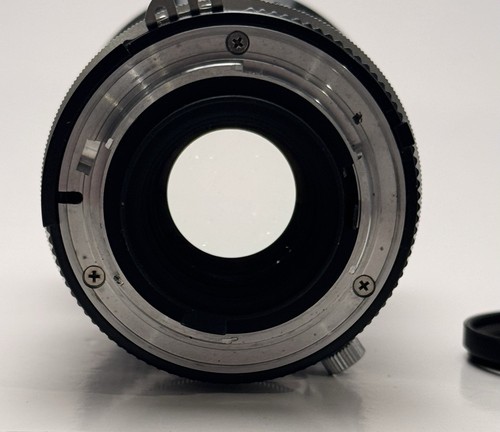Nikon Micro-NIKKOR 105mm, 1:2.8 , No 185566 With HS-14 Micro Lens Hood - Picture 7 of 12