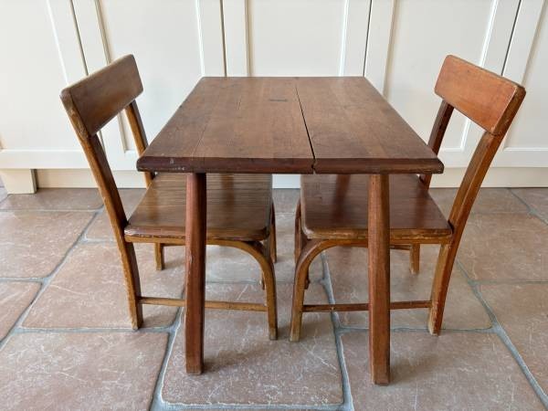 Children's Wooden Table with Two Chairs 20" x 15" x 17" High Wood Play Table