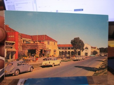 U25 Old FOREIGN Postcard Canberra Australia Civic Center Downtown Lounge Hotel