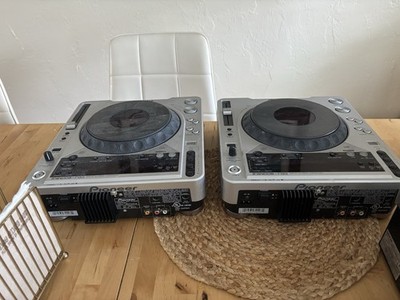 Pioneer CDJ-800MK2 Single CD Players Pair Silver Pitch Control Master Tempo