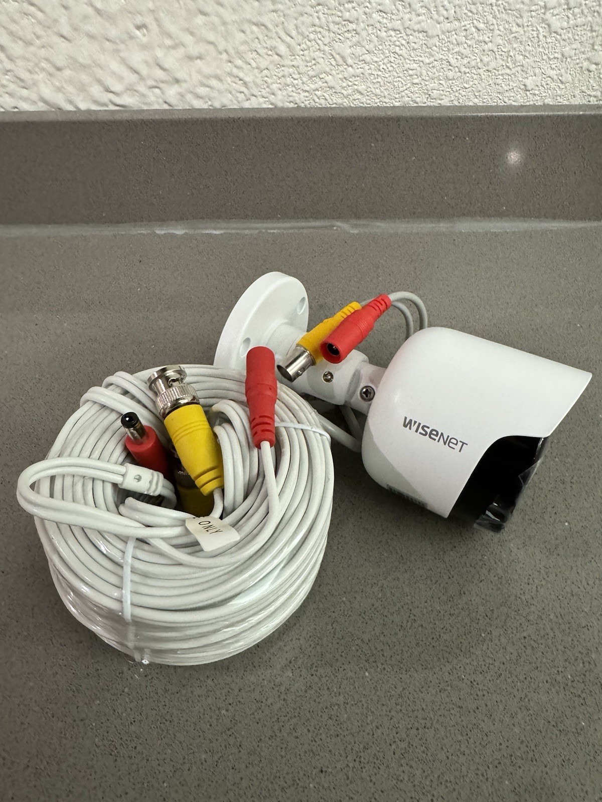 Wisenet SDC-89445BF 5MP Surveillance Digital Color Camera /Weatherproof/ Cable