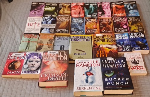 LOT of 30 ANITA BLAKE Novels by LAURELL K. HAMILTON VOLUMES 1-28 + 2 ...