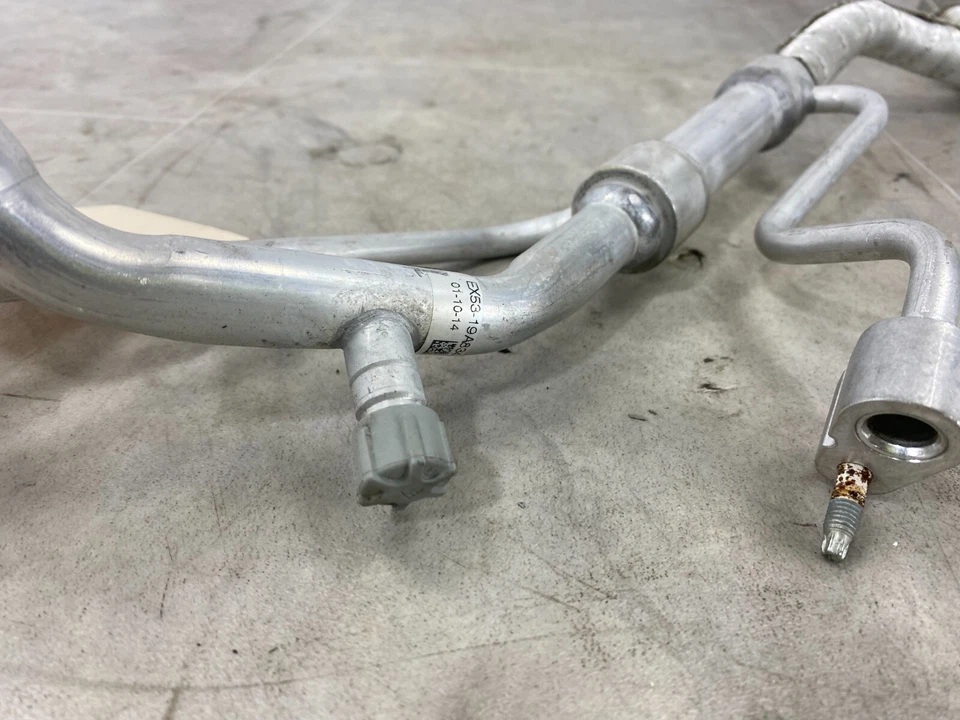 Jaguar F-Type R 2015 aire acondicionado manguera de línea EX53-19A834-AB OEM 9711 Foto 3 de 4