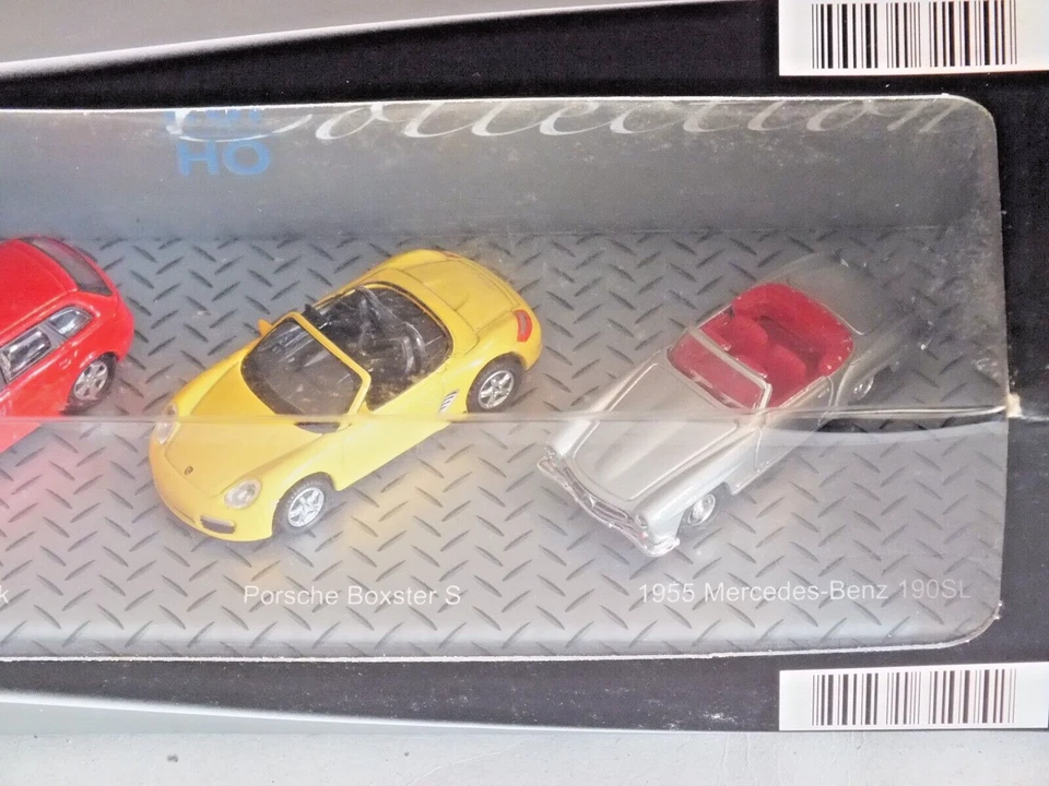 Welly cofanetto 4 auto mint/box scala H0 1/87 Porsche Mercedes Audi Peugeot - Immagine 3 di 3
