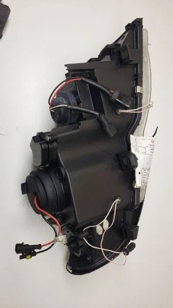 Faro conductor BMW 325I 2004 Foto 3 de 4